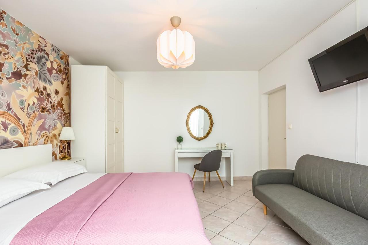 Apartments Agneza Tučepi Eksteriør billede