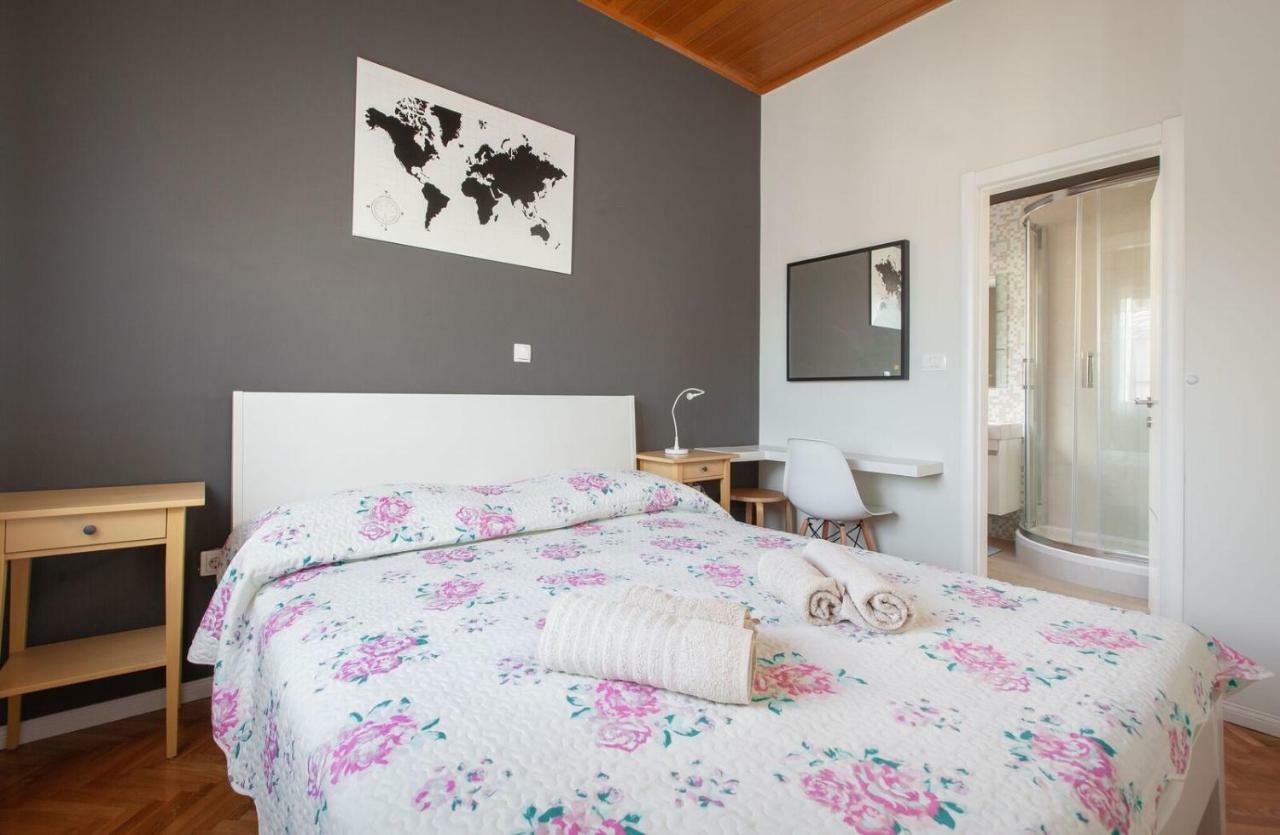 Apartments Agneza Tučepi Eksteriør billede