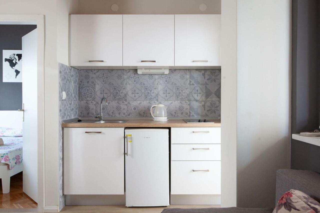 Apartments Agneza Tučepi Eksteriør billede